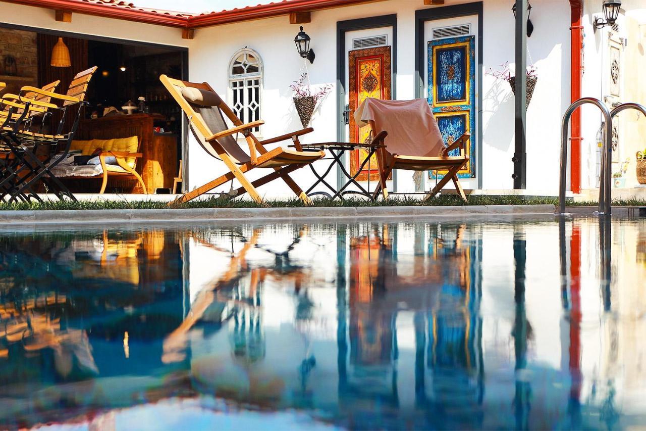 Sinem Hanim Konagi Boutique Hotel Yenifoca Exterior foto